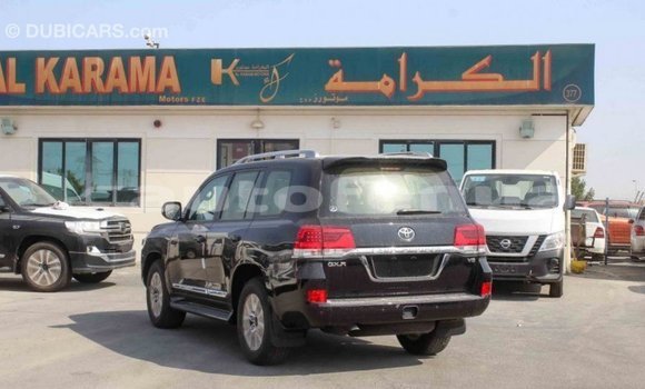 Acheter Import Voiture Toyota Land Cruiser Noir à Import - Dubai, Marquesas Acheter Import Voiture Toyota Land Cruiser Noir à Import - Dubai, Marquesas
