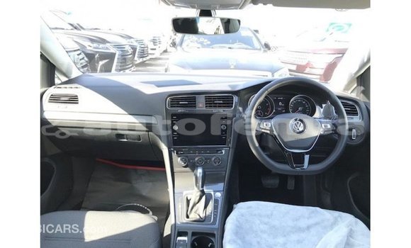 Buy Import Volkswagen Golf White Car in Import - Dubai in Marquesas Buy Import Volkswagen Golf White Car in Import - Dubai in Marquesas