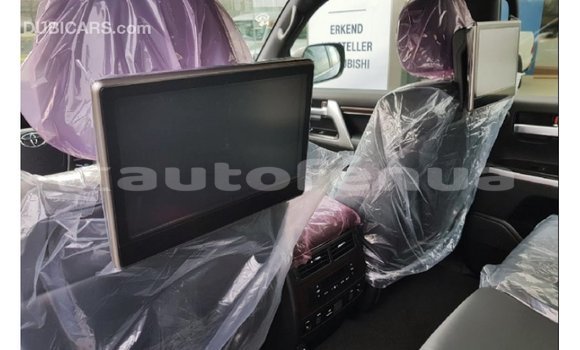 Buy Import Toyota Land Cruiser Black Car in Import - Dubai in Marquesas Buy Import Toyota Land Cruiser Black Car in Import - Dubai in Marquesas