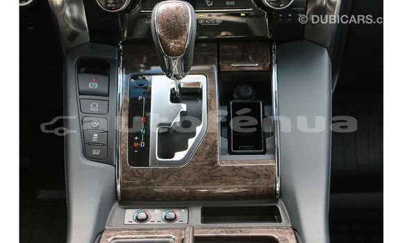 Acheter Import Voiture Toyota Alphard Blanc à Import - Dubai, Marquesas Acheter Import Voiture Toyota Alphard Blanc à Import - Dubai, Marquesas