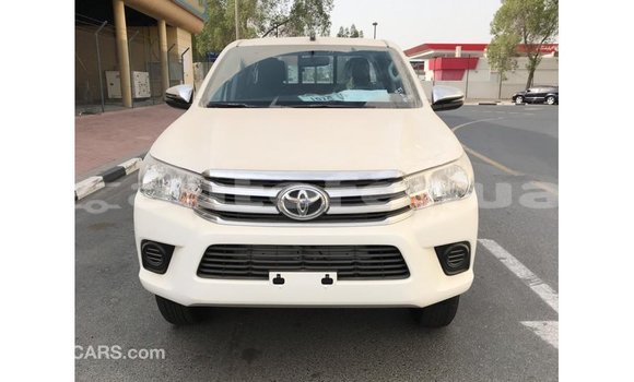 Acheter Import Voiture Toyota Hilux Blanc à Import - Dubai, Marquesas Acheter Import Voiture Toyota Hilux Blanc à Import - Dubai, Marquesas