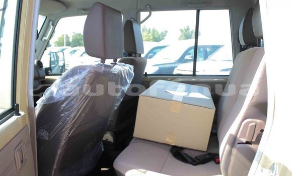 Buy Import Toyota Land Cruiser Beige Car in Import - Dubai in Marquesas Buy Import Toyota Land Cruiser Beige Car in Import - Dubai in Marquesas