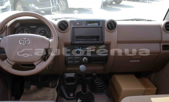 Buy Import Toyota Land Cruiser Beige Car in Import - Dubai in Marquesas Buy Import Toyota Land Cruiser Beige Car in Import - Dubai in Marquesas