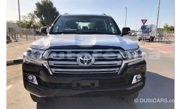 Buy Import Toyota Land Cruiser Black Car in Import - Dubai in Marquesas Buy Import Toyota Land Cruiser Black Car in Import - Dubai in Marquesas