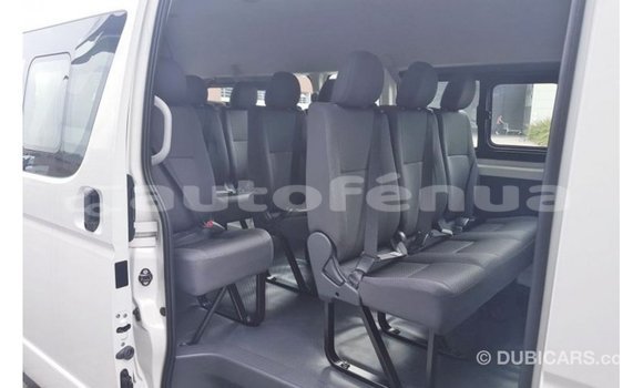 Buy Import Toyota Hiace White Car in Import - Dubai in Marquesas Buy Import Toyota Hiace White Car in Import - Dubai in Marquesas