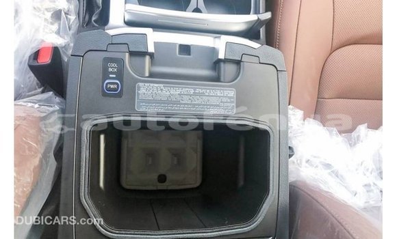 Buy Import Toyota Land Cruiser Black Car in Import - Dubai in Marquesas Buy Import Toyota Land Cruiser Black Car in Import - Dubai in Marquesas