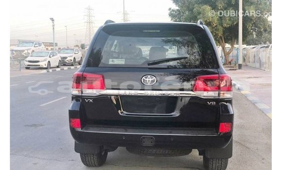 Buy Import Toyota Land Cruiser Black Car in Import - Dubai in Marquesas Buy Import Toyota Land Cruiser Black Car in Import - Dubai in Marquesas