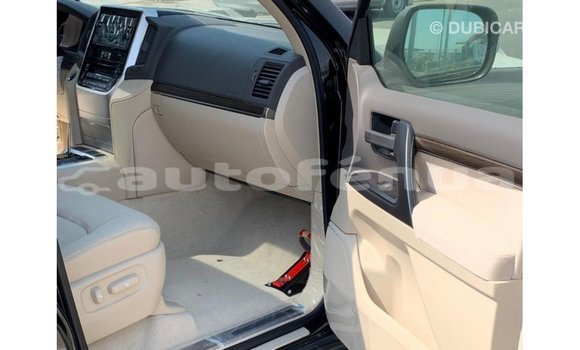 Buy Import Toyota Land Cruiser Black Car in Import - Dubai in Marquesas Buy Import Toyota Land Cruiser Black Car in Import - Dubai in Marquesas