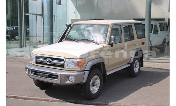 Buy Import Toyota Land Cruiser Beige Car in Import - Dubai in Marquesas Buy Import Toyota Land Cruiser Beige Car in Import - Dubai in Marquesas