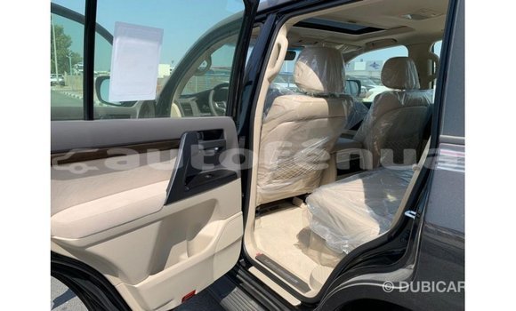 Buy Import Toyota Land Cruiser Black Car in Import - Dubai in Marquesas Buy Import Toyota Land Cruiser Black Car in Import - Dubai in Marquesas