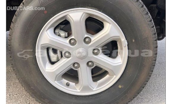 Buy Import Mitsubishi L200 Brown Car in Import - Dubai in Marquesas Buy Import Mitsubishi L200 Brown Car in Import - Dubai in Marquesas