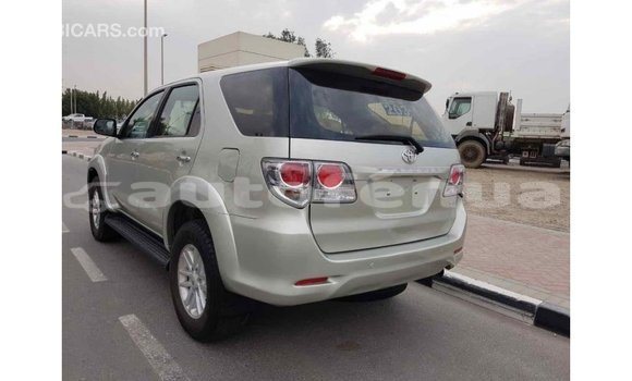 Acheter Import Voiture Toyota Fortuner Autre à Import - Dubai, Marquesas Acheter Import Voiture Toyota Fortuner Autre à Import - Dubai, Marquesas