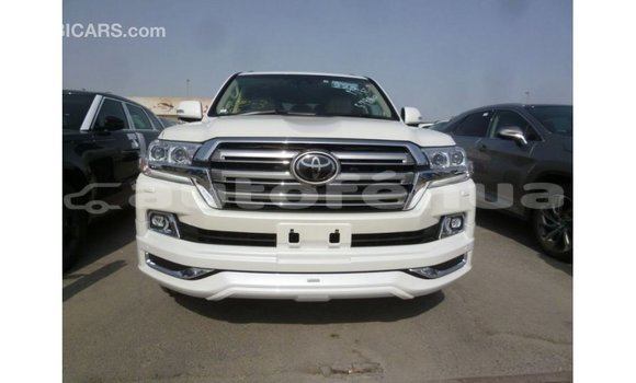 Buy Import Toyota Land Cruiser White Car in Import - Dubai in Marquesas Buy Import Toyota Land Cruiser White Car in Import - Dubai in Marquesas