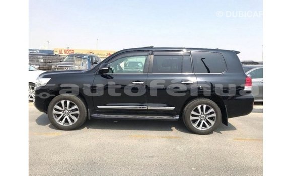 Buy Import Toyota Land Cruiser Black Car in Import - Dubai in Marquesas Buy Import Toyota Land Cruiser Black Car in Import - Dubai in Marquesas