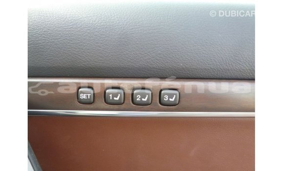 Buy Import Toyota Land Cruiser White Car in Import - Dubai in Marquesas Buy Import Toyota Land Cruiser White Car in Import - Dubai in Marquesas