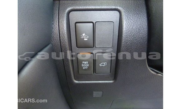 Buy Import Toyota Land Cruiser White Car in Import - Dubai in Marquesas Buy Import Toyota Land Cruiser White Car in Import - Dubai in Marquesas