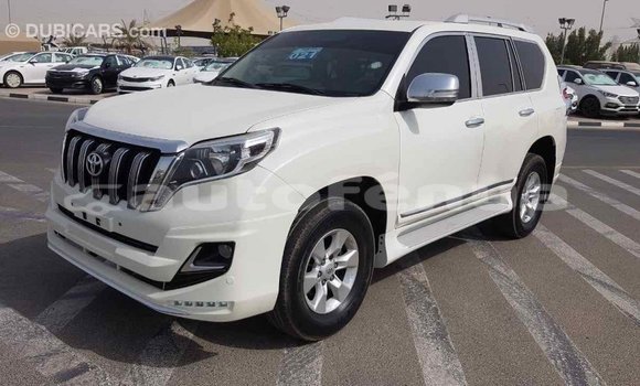 Acheter Import Voiture Toyota Prado Blanc à Import - Dubai, Marquesas Acheter Import Voiture Toyota Prado Blanc à Import - Dubai, Marquesas