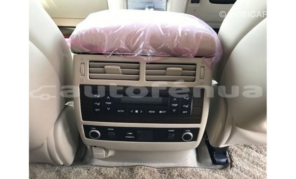 Buy Import Toyota Land Cruiser White Car in Import - Dubai in Marquesas Buy Import Toyota Land Cruiser White Car in Import - Dubai in Marquesas