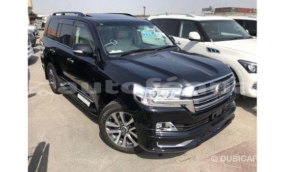 Acheter Import Voiture Toyota Land Cruiser Noir à Import - Dubai, Marquesas Acheter Import Voiture Toyota Land Cruiser Noir à Import - Dubai, Marquesas