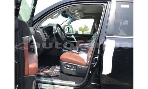 Buy Import Toyota Land Cruiser Black Car in Import - Dubai in Marquesas Buy Import Toyota Land Cruiser Black Car in Import - Dubai in Marquesas