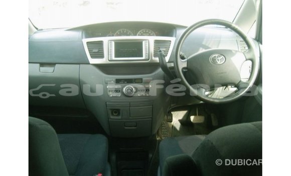 Buy Import Toyota Noah White Car in Import - Dubai in Marquesas Buy Import Toyota Noah White Car in Import - Dubai in Marquesas