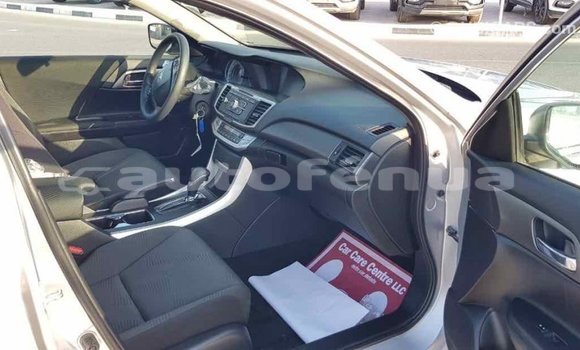 Acheter Import Voiture Honda Accord Autre à Import - Dubai, Marquesas Acheter Import Voiture Honda Accord Autre à Import - Dubai, Marquesas
