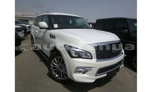 Acheter Import Voiture Infiniti Q Blanc à Import - Dubai, Marquesas