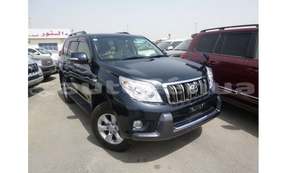 Acheter Import Voiture Toyota Prado Bleu à Import - Dubai, Marquesas
