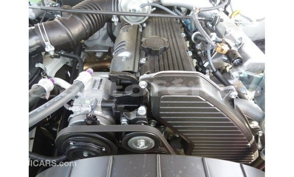 Buy Import Toyota Land Cruiser White Car in Import - Dubai in Marquesas Buy Import Toyota Land Cruiser White Car in Import - Dubai in Marquesas