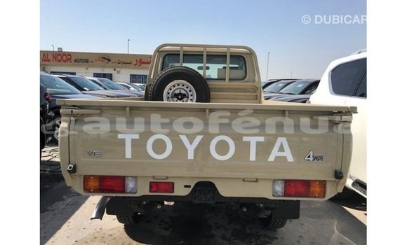 Buy Import Toyota Land Cruiser Beige Car in Import - Dubai in Marquesas Buy Import Toyota Land Cruiser Beige Car in Import - Dubai in Marquesas