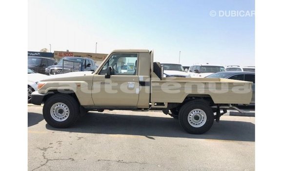 Buy Import Toyota Land Cruiser Beige Car in Import - Dubai in Marquesas Buy Import Toyota Land Cruiser Beige Car in Import - Dubai in Marquesas