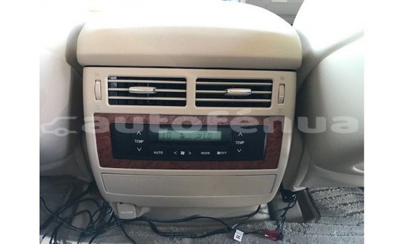 Buy Import Toyota Land Cruiser White Car in Import - Dubai in Marquesas Buy Import Toyota Land Cruiser White Car in Import - Dubai in Marquesas