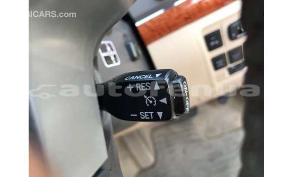 Buy Import Toyota Land Cruiser White Car in Import - Dubai in Marquesas Buy Import Toyota Land Cruiser White Car in Import - Dubai in Marquesas