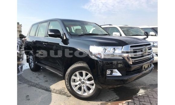 Acheter Import Voiture Toyota Land Cruiser Noir à Import - Dubai, Marquesas
