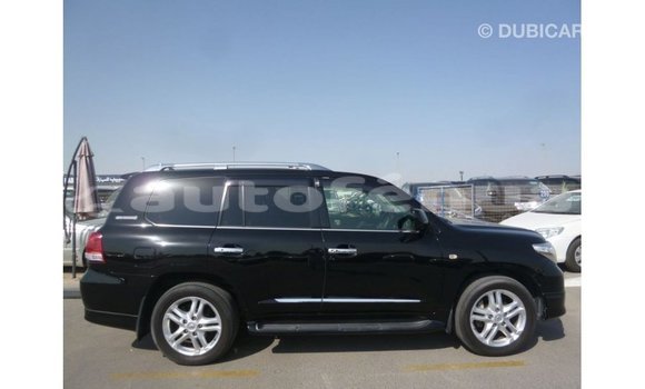Acheter Import Voiture Toyota Land Cruiser Noir à Import - Dubai, Marquesas Acheter Import Voiture Toyota Land Cruiser Noir à Import - Dubai, Marquesas