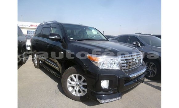 Acheter Import Voiture Toyota Land Cruiser Noir à Import - Dubai, Marquesas