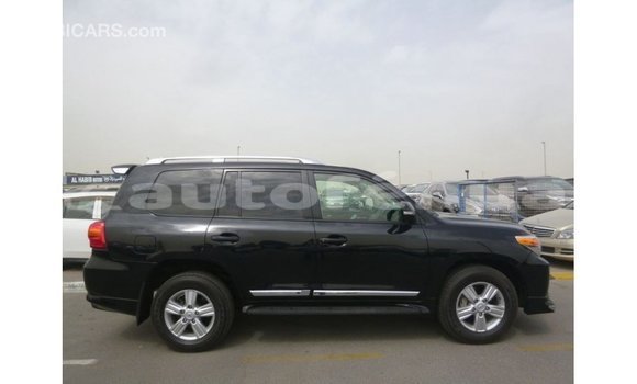 Buy Import Toyota Land Cruiser Black Car in Import - Dubai in Marquesas Buy Import Toyota Land Cruiser Black Car in Import - Dubai in Marquesas