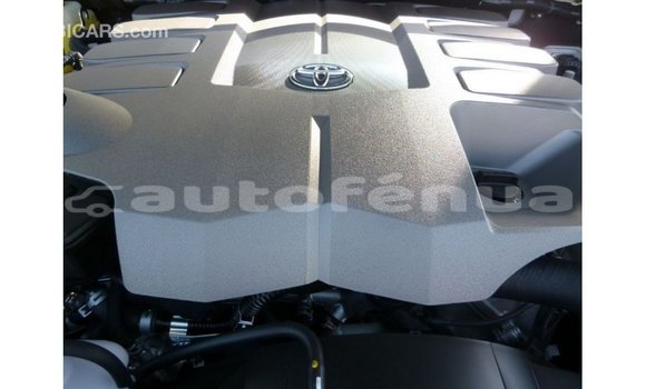 Buy Import Toyota Land Cruiser White Car in Import - Dubai in Marquesas Buy Import Toyota Land Cruiser White Car in Import - Dubai in Marquesas