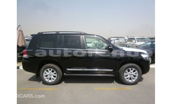Buy Import Toyota Land Cruiser Black Car in Import - Dubai in Marquesas Buy Import Toyota Land Cruiser Black Car in Import - Dubai in Marquesas