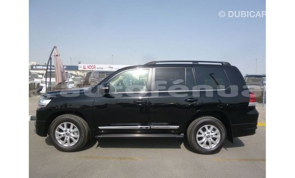 Buy Import Toyota Land Cruiser Black Car in Import - Dubai in Marquesas Buy Import Toyota Land Cruiser Black Car in Import - Dubai in Marquesas