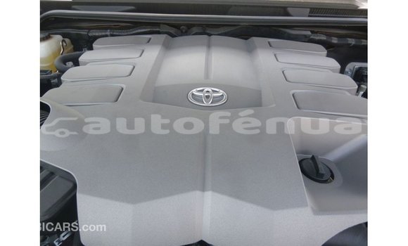 Buy Import Toyota Land Cruiser Black Car in Import - Dubai in Marquesas Buy Import Toyota Land Cruiser Black Car in Import - Dubai in Marquesas