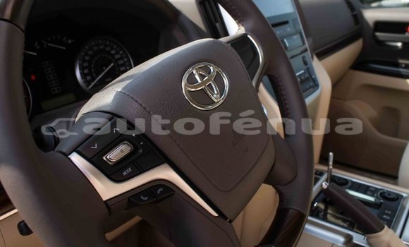 Buy Import Toyota Land Cruiser Black Car in Import - Dubai in Marquesas Buy Import Toyota Land Cruiser Black Car in Import - Dubai in Marquesas