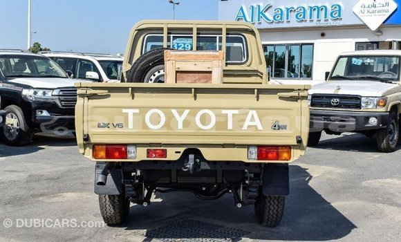 Acheter Import Voiture Toyota Land Cruiser Beige à Import - Dubai, Marquesas Acheter Import Voiture Toyota Land Cruiser Beige à Import - Dubai, Marquesas