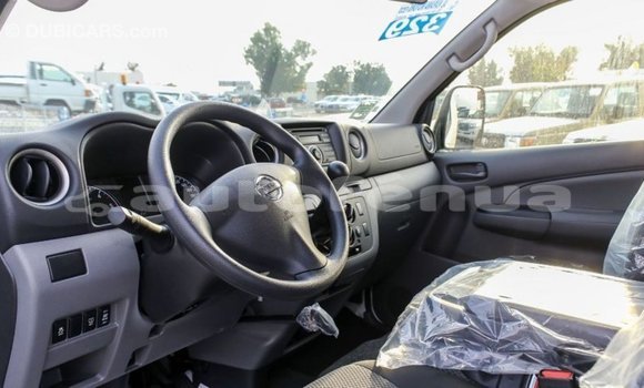 Buy Import Nissan Urvan White Car in Import - Dubai in Marquesas Buy Import Nissan Urvan White Car in Import - Dubai in Marquesas