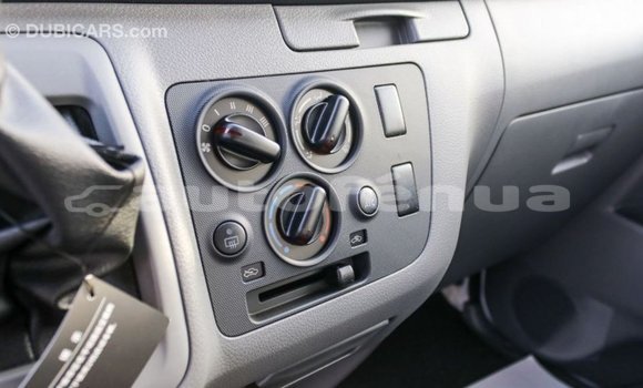 Buy Import Nissan Urvan White Car in Import - Dubai in Marquesas Buy Import Nissan Urvan White Car in Import - Dubai in Marquesas