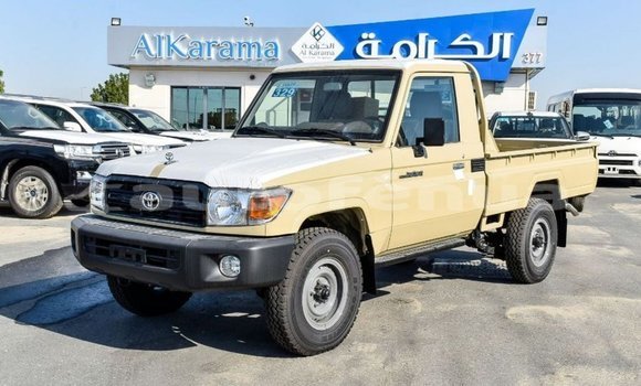 Buy Import Toyota Land Cruiser Beige Car in Import - Dubai in Marquesas Buy Import Toyota Land Cruiser Beige Car in Import - Dubai in Marquesas