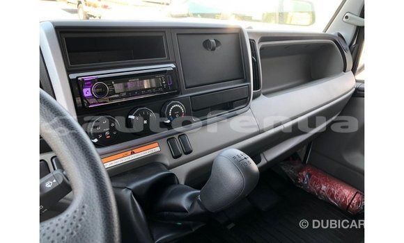 Buy Import Mitsubishi Carisma White Car in Import - Dubai in Marquesas Buy Import Mitsubishi Carisma White Car in Import - Dubai in Marquesas