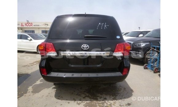 Acheter Import Voiture Toyota Land Cruiser Noir à Import - Dubai, Marquesas Acheter Import Voiture Toyota Land Cruiser Noir à Import - Dubai, Marquesas