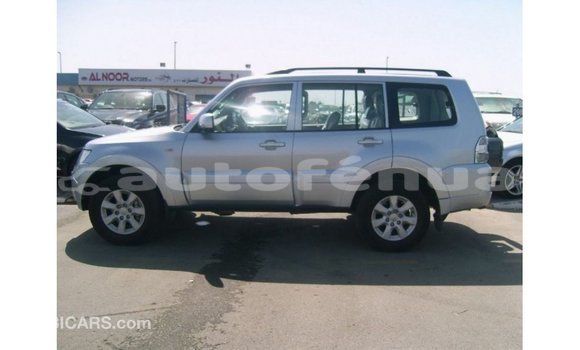 Acheter Import Voiture Mitsubishi Pajero Autre à Import - Dubai, Marquesas Acheter Import Voiture Mitsubishi Pajero Autre à Import - Dubai, Marquesas