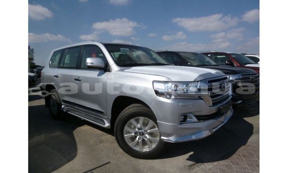 Acheter Import Voiture Toyota Land Cruiser Autre à Import - Dubai, Marquesas